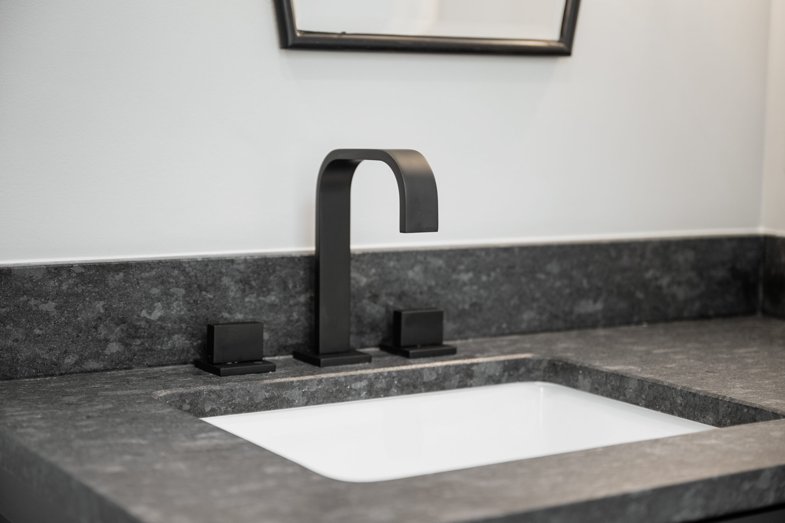 Sink Fixtures